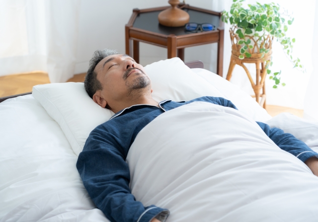 睡眠中にエネルギーは消費しているのでしょうか?